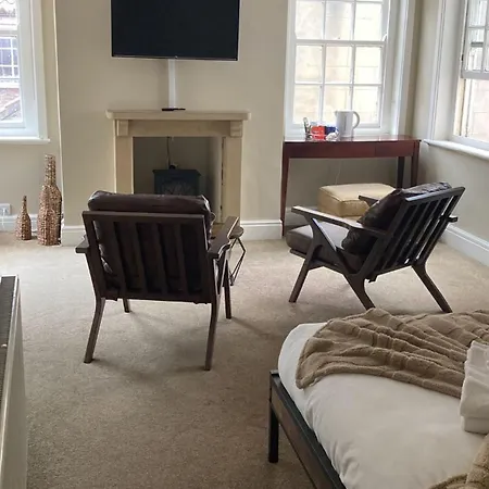 The Gillygate 3*