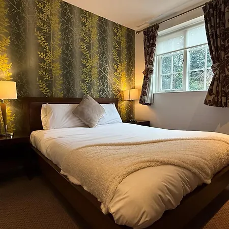 The Gillygate 3*