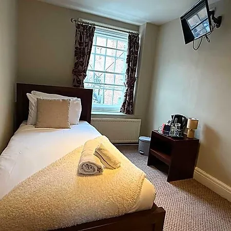 The Gillygate Hotel 3*