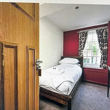 The Gillygate Hotel