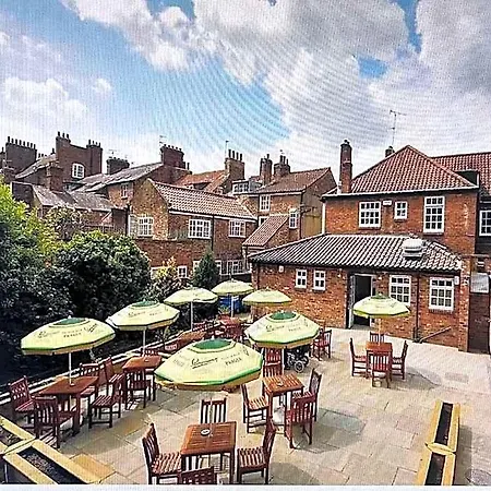 The Gillygate Hotel York