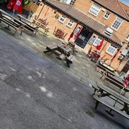 Gillygate Bar & Tea Hotel