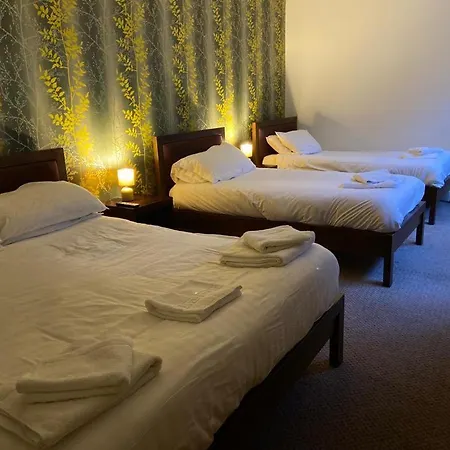 Hotel The Gillygate 3*