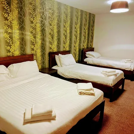 Gillygate Bar & Tea 3*