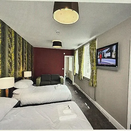 Gillygate Bar & Tea 3*